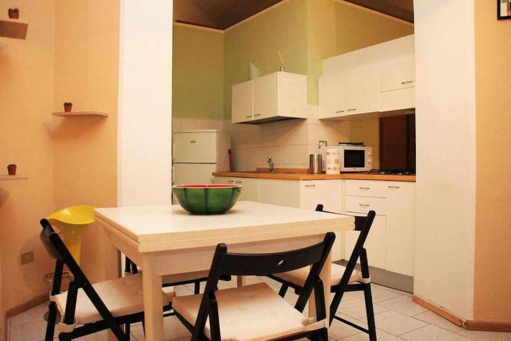 Antica Casa Odone Apartment Асти Екстериор снимка