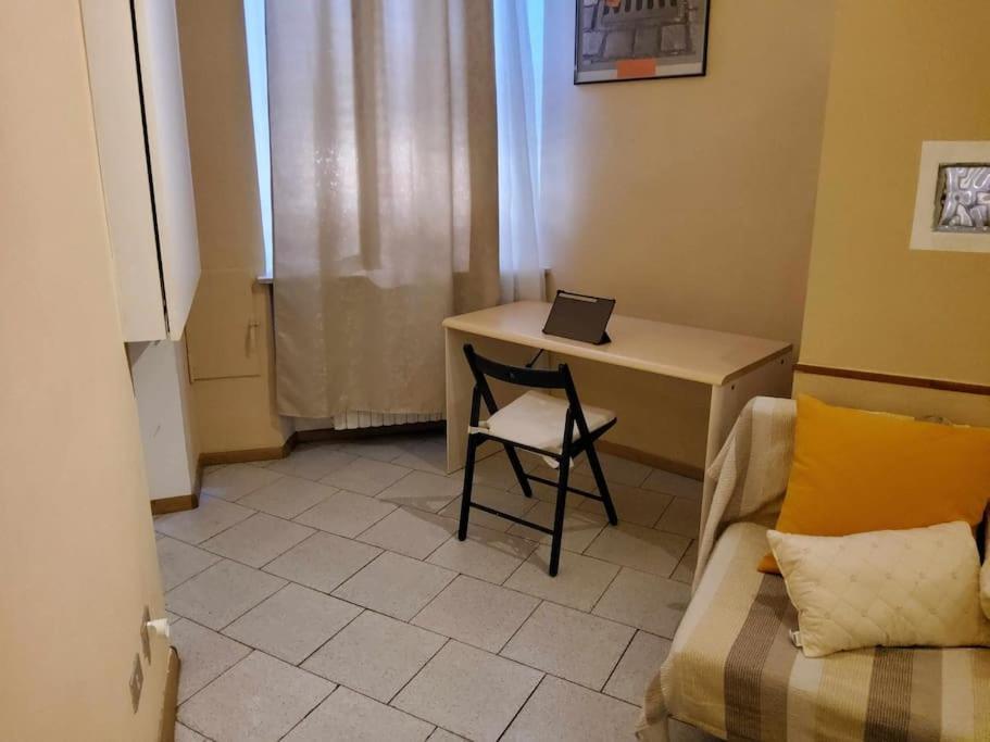 Antica Casa Odone Apartment Асти Екстериор снимка